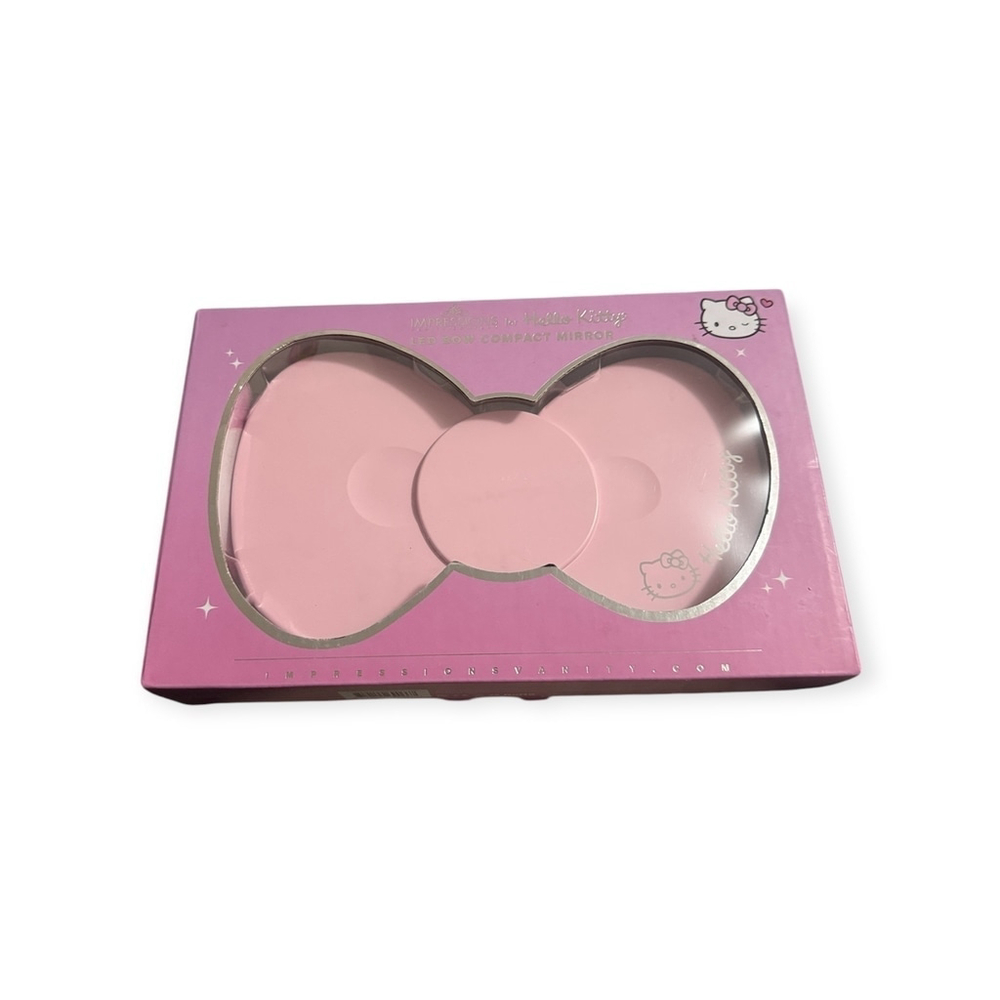 NIB Hello Kitty Bow LED Pink Compact Mirror with Rechargeable battery, 3 temp